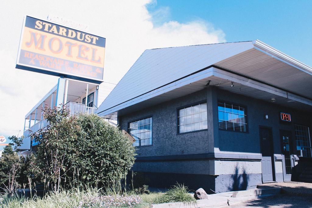 Stardust Motel Camrose Esterno foto